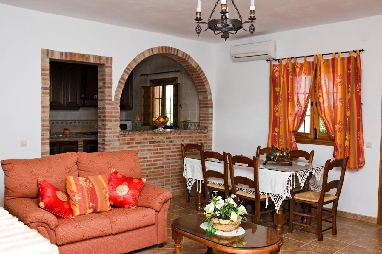 La Vesanilla Villa Iznájar Exteriör bild